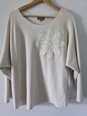 Mila Milano Cream Embellished Flower Sweater - Women's